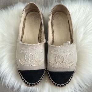 ❌SOLD❌Chanel Interlocking CC Logo linen Espadrilles 36 US size 6